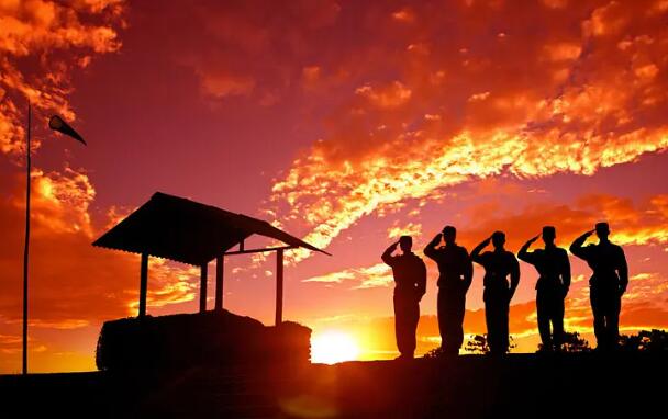 《士兵突击》30集全超清中字