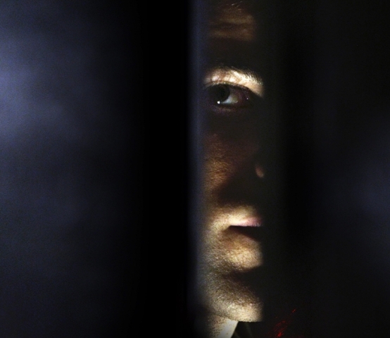 电影《A Dark Plan/黑暗计划》[悬疑/惊悚][高清中字][百度下载]