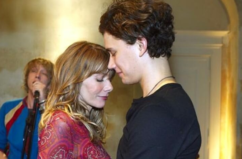 德国电影《邮报》[2008][超清中字/7.6G][百度网盘]