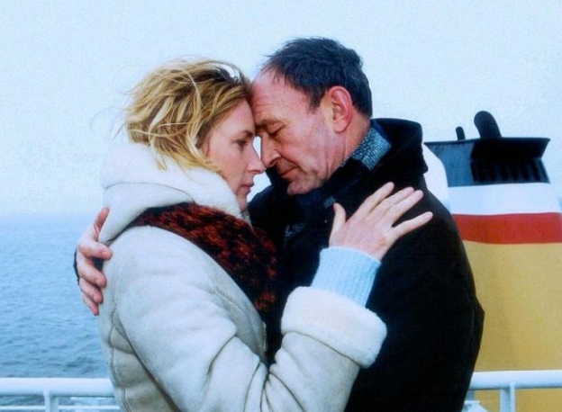 德国电影《离火太近》[2002][高清中字/7.58G][百度网盘]