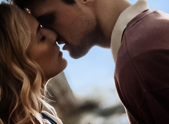 美国电影《出乎意料》[2022][超清中字/2.23G][百度网盘]