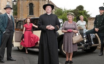 英剧《布朗神父》1-10季超清中字无删减