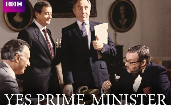 英剧《是,首相》1-2季+现代版6集高清中字无删减